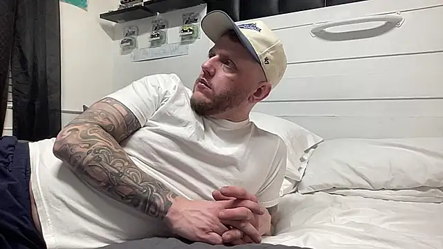 Thegreatwhitepipe online show from October 6, 2025, 9:21 am