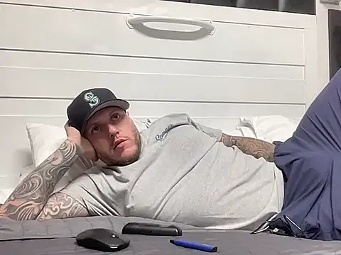 Thegreatwhitepipe online show from October 7, 2025, 9:54 am