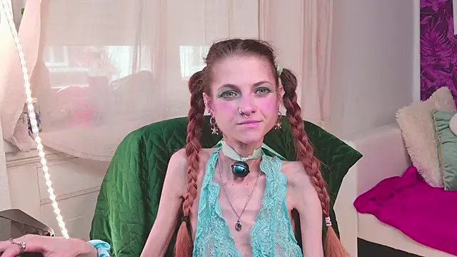 KittyRaine online show from March 31, 2026, 12:29 pm