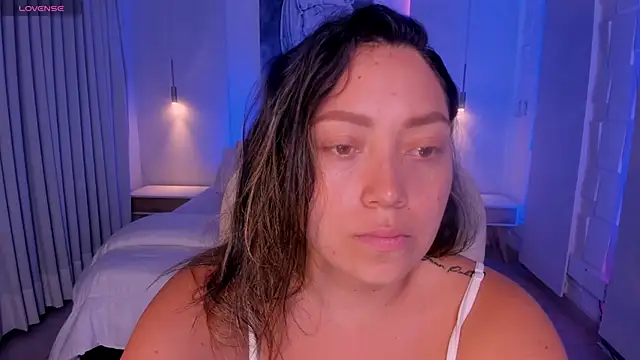 Snapshot of heidy_johns chatting on February 3, 2026, 3:15 am heidy johns online show from February 3, 2026, 3:15 am