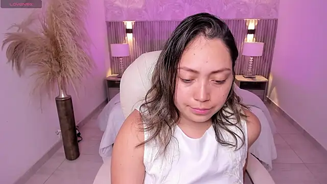 Snapshot of heidy_johns chatting on January 17, 2026, 3:21 am heidy johns online show from January 17, 2026, 3:21 am