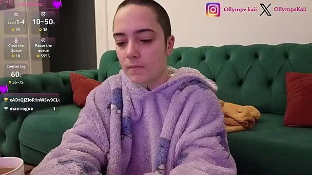 OllympeKaii online show from December 3, 2025, 6:57 am