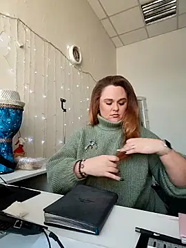 Juicy PeachLux online show from February 20, 2026, 6:37 am