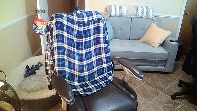 superbearboss online show from March 26, 2026, 7:45 pm