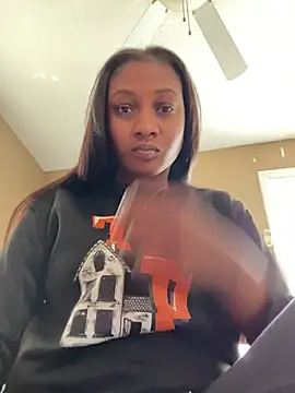 Dymmmm online show from March 11, 2025, 7:47 pm