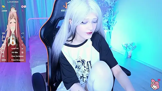 Snapshot of Setsunai_ chatting on February 7, 2026, 7:16 am Setsunai online show from February 7, 2026, 7:16 am