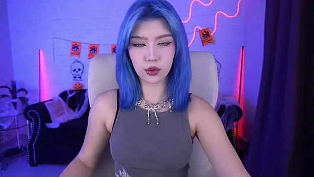 Snapshot of SelenaIris chatting on October 31, 2025, 9:22 pm SelenaIris online show from October 31, 2025, 9:22 pm