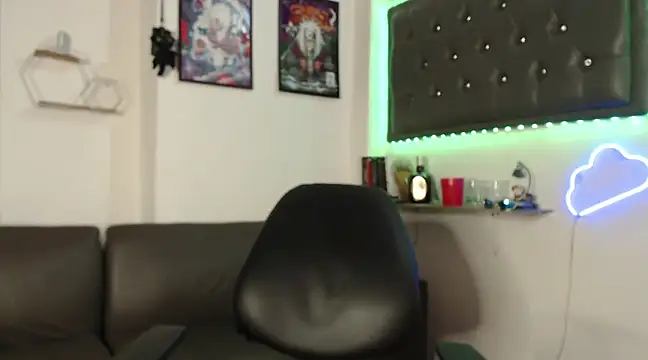 Monkey uchiha777 online show from March 12, 2025, 12:57 pm