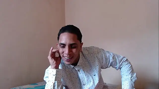 Monkey uchiha777 online show from September 17, 2025, 5:15 pm