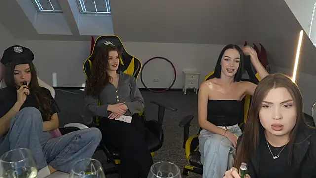 Billie054 online show from November 7, 2025, 8:08 am