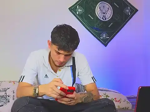 Snapshot of samevansx_ chatting on December 2, 2025, 6:31 pm samevansx online show from December 2, 2025, 6:31 pm