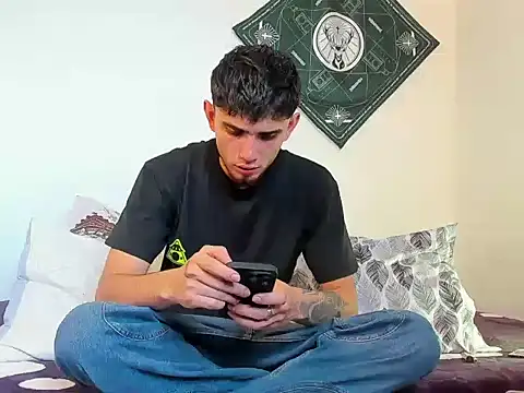 samevansx  online show from February 9, 2026, 1:31 pm