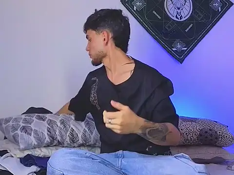 Snapshot of samevansx_ chatting on November 8, 2025, 7:50 pm samevansx online show from November 8, 2025, 7:50 pm