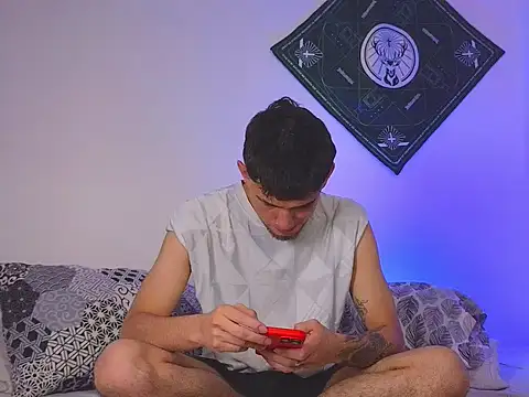 Snapshot of samevansx_ chatting on November 14, 2025, 2:32 pm samevansx online show from November 14, 2025, 2:32 pm