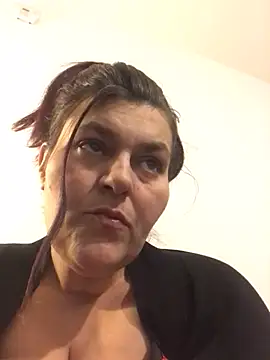 Snapshot of Curvy-Essex-Milf chatting on March 23, 2025, 12:47 am Curvy-Essex-Milf online show from March 23, 2025, 12:47 am