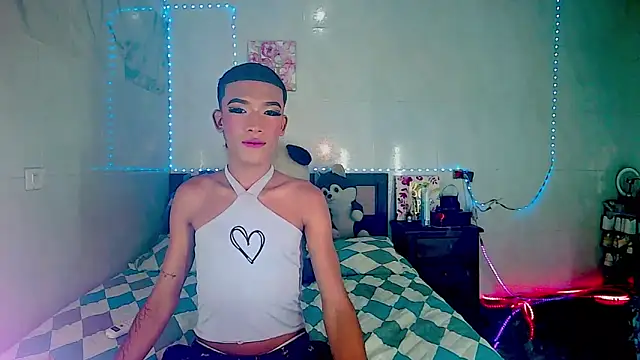 Snapshot of KimberlyXtreme chatting on October 30, 2025, 4:04 pm KimberlyXtreme online show from October 30, 2025, 4:04 pm