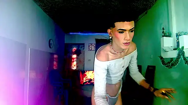 Snapshot of KimberlyXtreme chatting on December 14, 2025, 6:24 pm KimberlyXtreme online show from December 14, 2025, 6:24 pm