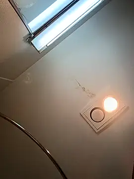 Snapshot of KITTYBOOBOOFUXX chatting on November 13, 2025, 5:22 am KITTYBOOBOOFUXX online show from November 13, 2025, 5:22 am