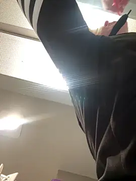 Snapshot of KITTYBOOBOOFUXX chatting on December 23, 2025, 1:38 am KITTYBOOBOOFUXX online show from December 23, 2025, 1:38 am