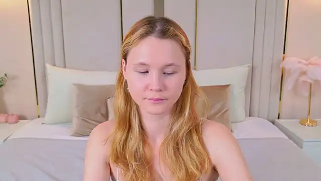 AmeliRoyse online show from June 24, 2026, 5:22 pm