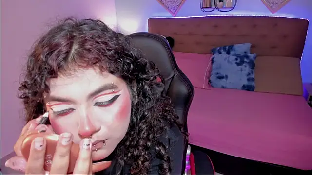  Lilly miller online show from November 21, 2025, 7:57 pm