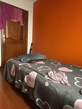 Luna-nevada online show from November 20, 2025, 12:39 pm