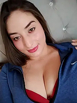 Snapshot of KARINA_FLOWER_ chatting on October 19, 2025, 10:12 pm KARINA FLOWER online show from October 19, 2025, 10:12 pm