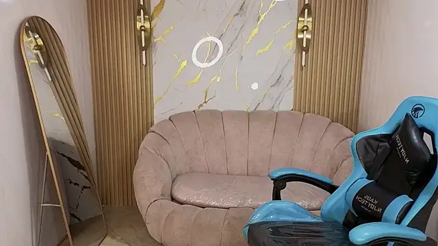  wendy b online show from November 12, 2025, 2:59 am