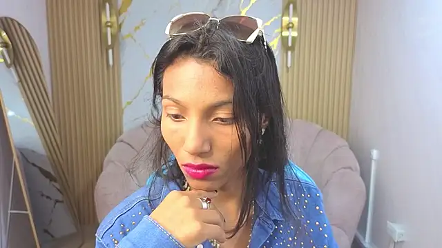 Snapshot of _wendy_b chatting on October 25, 2025, 2:55 am  wendy b online show from October 25, 2025, 2:55 am