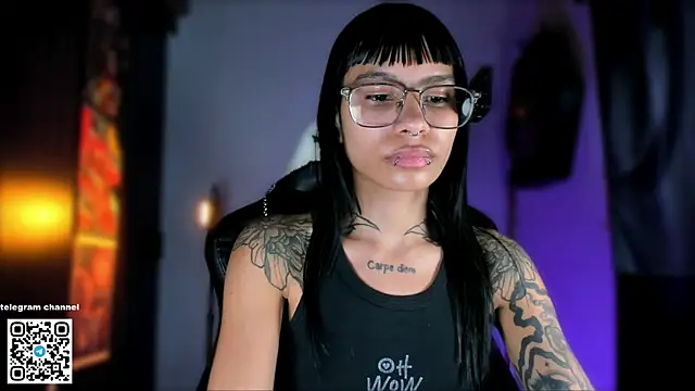 sofiafenty online show from December 18, 2025, 8:01 pm