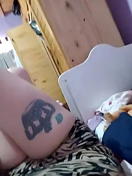 Putitaa34 online show from November 18, 2025, 12:30 pm