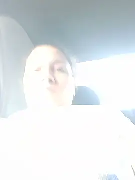 Snapshot of esmeralda_jadees chatting on March 20, 2025, 12:22 pm esmeralda jadees online show from March 20, 2025, 12:22 pm