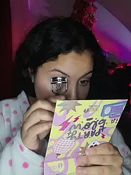 Snapshot of esmeralda_jadees chatting on March 22, 2025, 1:00 am esmeralda jadees online show from March 22, 2025, 1:00 am