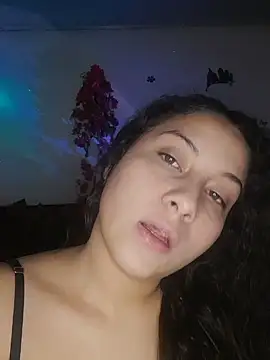 Snapshot of esmeralda_jadees chatting on March 14, 2025, 6:39 pm esmeralda jadees online show from March 14, 2025, 6:39 pm