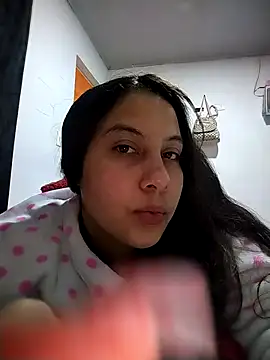 Snapshot of esmeralda_jadees chatting on December 3, 2025, 9:42 am esmeralda jadees online show from December 3, 2025, 9:42 am