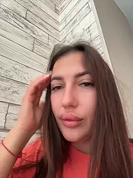 AleksandraRich online show from May 10, 2026, 4:05 am