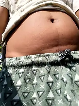 Snapshot of himvilohi08 chatting on April 4, 2026, 4:30 am himvilohi08 online show from April 4, 2026, 4:30 am