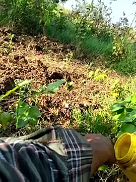 Snapshot of himvilohi08 chatting on April 16, 2026, 2:45 am himvilohi08 online show from April 16, 2026, 2:45 am