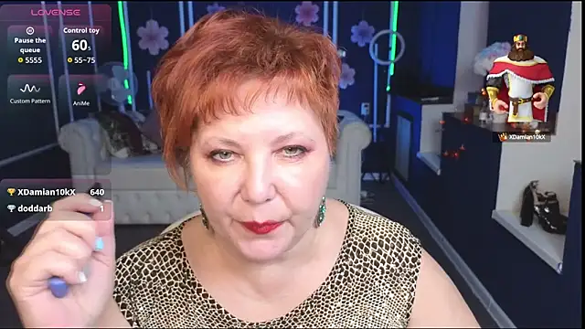 Snapshot of Kira_Kenet chatting on October 10, 2025, 2:40 pm Kira Kenet online show from October 10, 2025, 2:40 pm