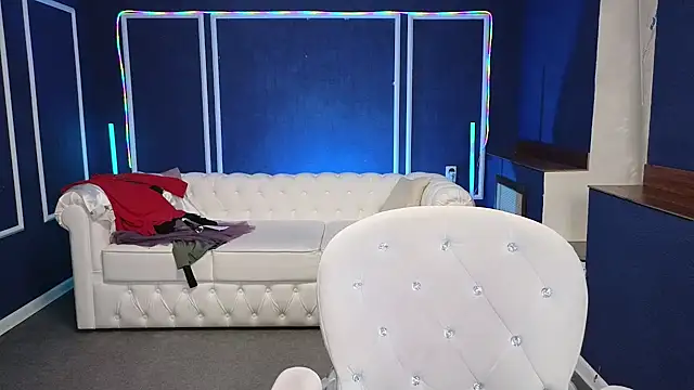 Snapshot of Kira_Kenet chatting on March 17, 2025, 2:45 pm Kira Kenet online show from March 17, 2025, 2:45 pm