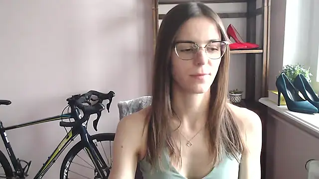 love megi online show from February 24, 2026, 2:29 pm