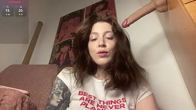 Bella Gloria online show from October 28, 2025, 5:56 pm