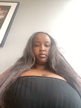 Snapshot of BadbitchK chatting on March 6, 2025, 1:24 pm BadbitchK online show from March 6, 2025, 1:24 pm