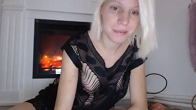 ElssaRush online show from October 29, 2025, 5:50 am