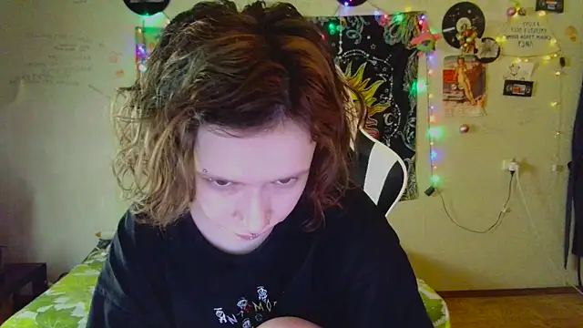 Snapshot of Lil_foxxx chatting on January 9, 2026, 11:28 am Lil foxxx online show from January 9, 2026, 11:28 am