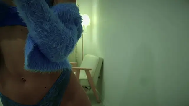 Snapshot of AnnaLotos chatting on October 28, 2025, 12:37 pm AnnaLotos online show from October 28, 2025, 12:37 pm