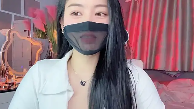 Snapshot of MI_KA22 chatting on October 24, 2025, 7:18 am MI KA22 online show from October 24, 2025, 7:18 am