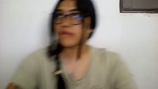 Snapshot of Harris_Annie chatting on September 18, 2025, 10:02 pm Harris Annie online show from September 18, 2025, 10:02 pm