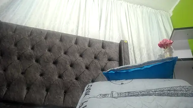 ANA-BULLOCK- online show from October 5, 2025, 11:56 am