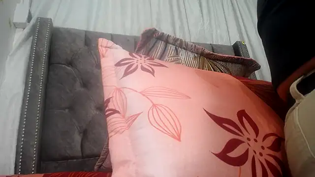 ANA-BULLOCK- online show from September 17, 2025, 12:18 pm